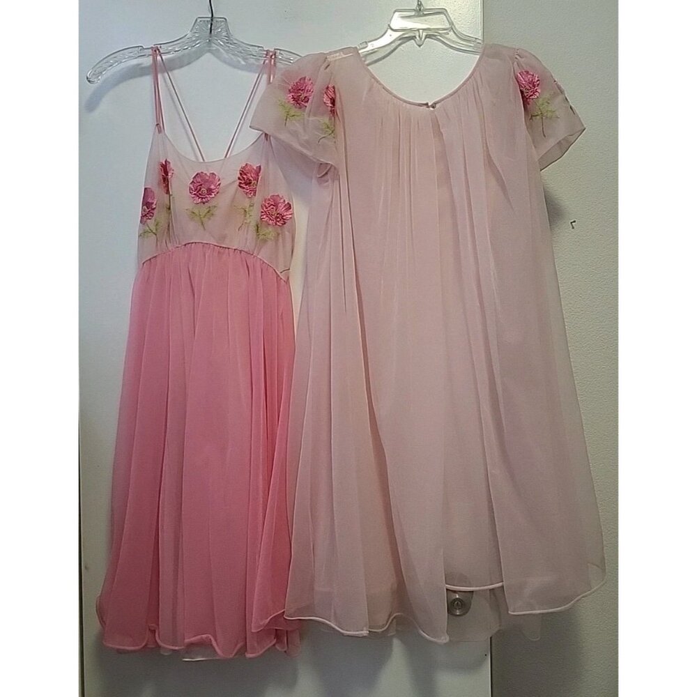 Vintage Vanity Fair 1960's Peignoir & Robe Set Pink Embroidered Flowers Size 34